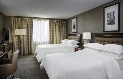 شراتون اُکلاهما سیتی دونتون هتل