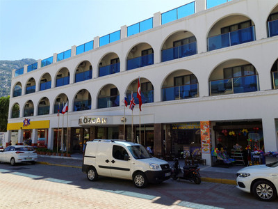 اُزکان بیچ هتل