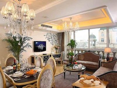 د ریورسید باروک پالاس