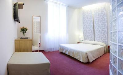 رسیدنزا رمانتیکا