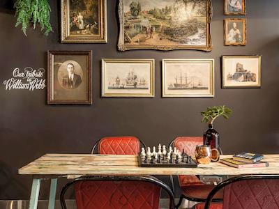 ایبیز اسیدنی کینگ استریت وارف