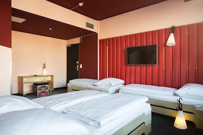 سوپربود است گئورگ