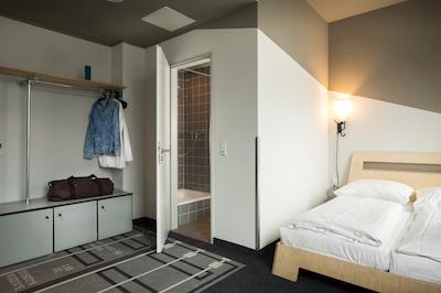 سوپربود است گئورگ