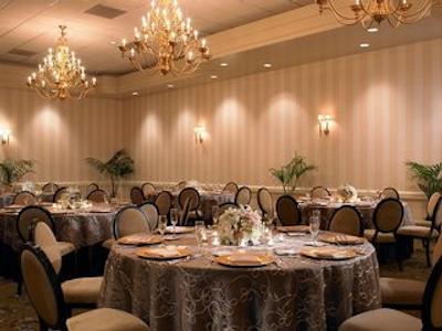 شراتون فیرپلکس هتل اند کنفرنس سنتر