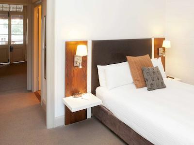 ق استیشن اسیدنی هاربور نیشنال پارک