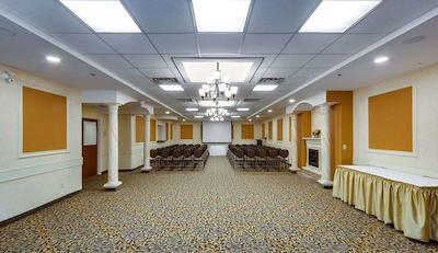 منت کارلو این-باری سویتز