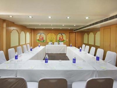 مانداکینی کسل