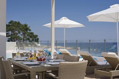 لویز آلدیا کالامیز ویلاز