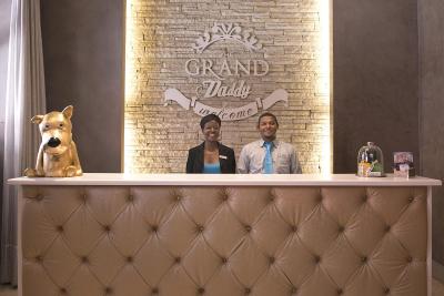 گراند دادی بوتیک هتل