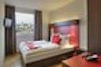 مینینجر هتل برلین هاوپتباهنهف