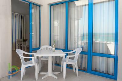 اکسسلسیر ساننی بیچ اپاردتل