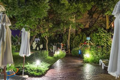 اکسسلسیر ساننی بیچ اپاردتل