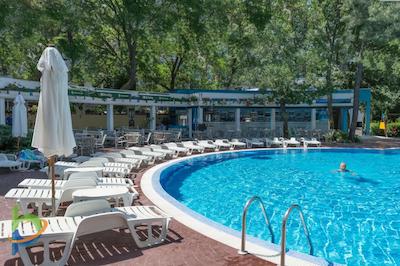 اکسسلسیر ساننی بیچ اپاردتل