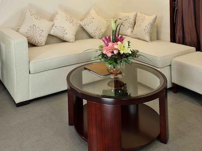 جونتاو اینترنیشنال هتل اند اپارتمنتز