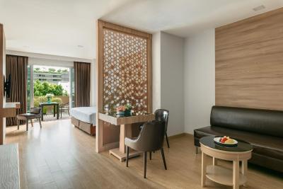 ادلفی گرند سوخومویت بای کامپس هاسپیتالیتی