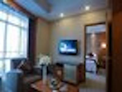 هوارد جهنسُن تچ سنتر پلازا