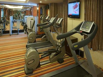 هوارد جهنسُن تچ سنتر پلازا