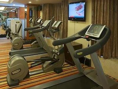 هوارد جهنسُن تچ سنتر پلازا