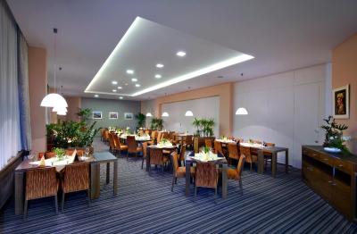 هتل اُلانکا