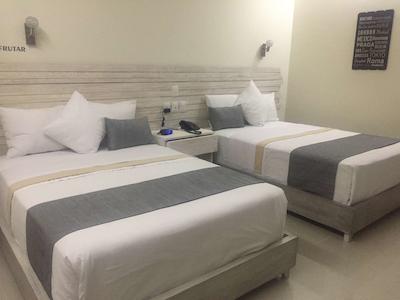 بست وسترن گران پلازا