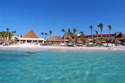 اُمنی پورتو اونتوراز بیچ ریزرت