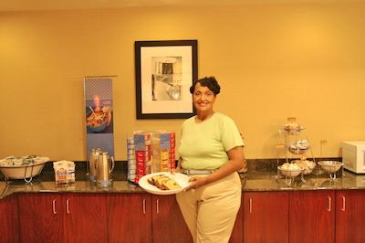 هامپتون این ایندیاناپلیز نردوست-پارک 100