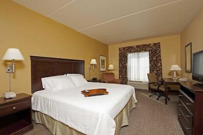 هامپتون این ایندیاناپلیز نردوست-پارک 100