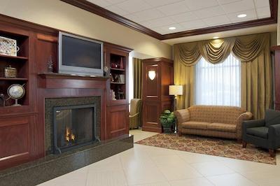 هامپتون این ایندیاناپلیز نردوست-پارک 100