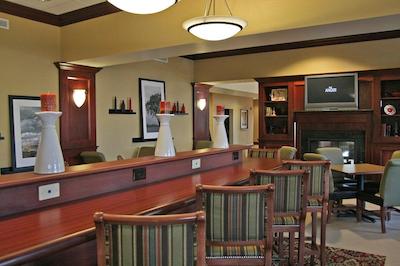 هامپتون این ایندیاناپلیز نردوست-پارک 100