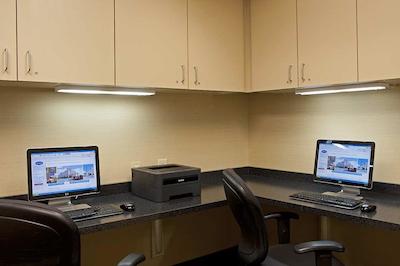 هامپتون این ایندیاناپلیز نردوست-پارک 100