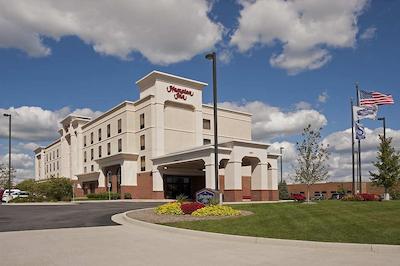 هامپتون این ایندیاناپلیز نردوست-پارک 100