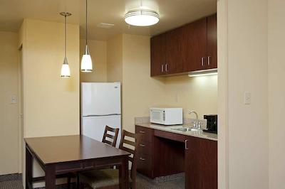 هامپتون این ایندیاناپلیز نردوست-پارک 100