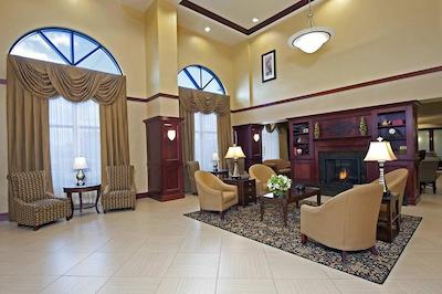 هامپتون این ایندیاناپلیز نردوست-پارک 100