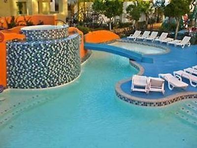 فستیوال پلازا