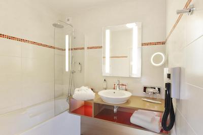 بست وسترن پلاس هتل د لا رگات