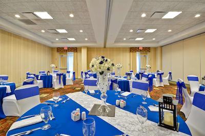 هیلتون گاردن این تامپا اسودیست/ریورویو