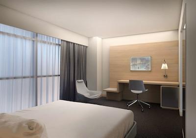 فور پوینتز بای شراتون ونیس مستر