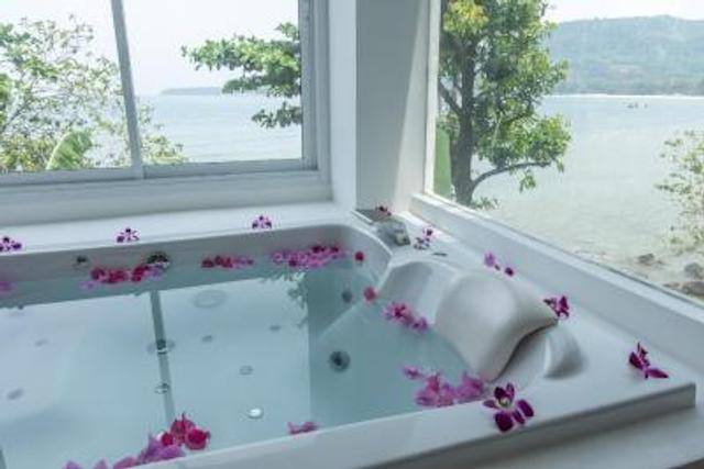 کامالا بیچ استات