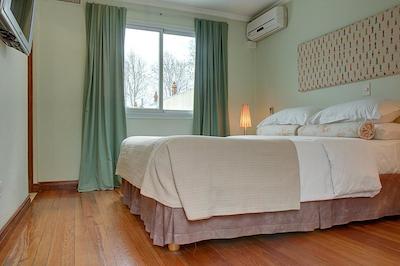 کریستا بوتیک