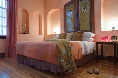 کریستا بوتیک