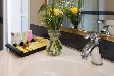 فلور گاردن هانوی هتل