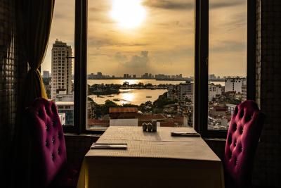 فلور گاردن هانوی هتل