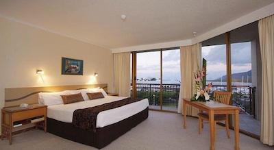 پاسیفیک هتل کیرنز