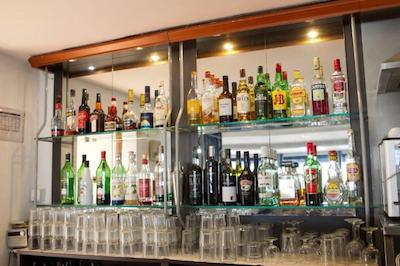 115 د استراند هتل اند سویتز