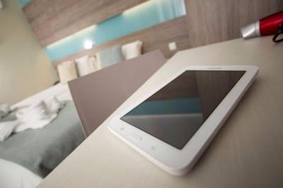 115 د استراند هتل اند سویتز