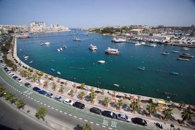 115 د استراند هتل اند سویتز