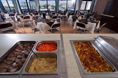 115 د استراند هتل اند سویتز