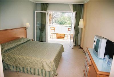 بدروم ریال پالم بیچ هتل