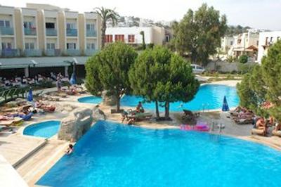 بدروم ریال پالم بیچ هتل