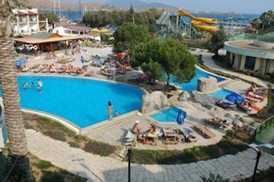 بدروم ریال پالم بیچ هتل